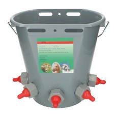 Lämmer-Trinkeimer mit 5 Saugern