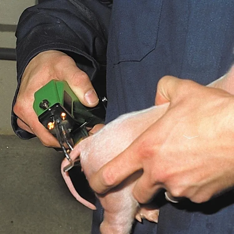 Elektrischer Schwanzkupierer mit Kneifbügel