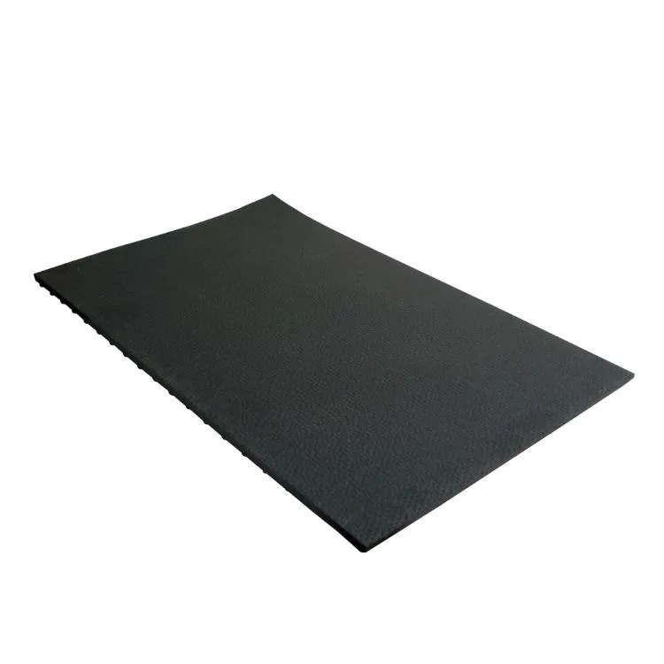Gummimatte 96 cm x 58 cm x 18 mm