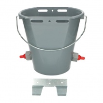 Lämmer-Trinkeimer mit 5 Saugern